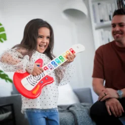 Baby Einstein - Together in Tune, Gitar
