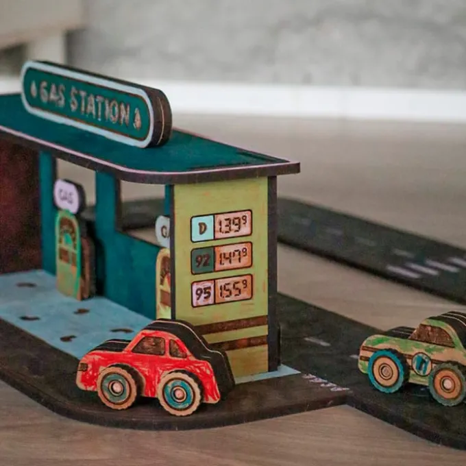 Crateit Town - Byens bensinstasjon, 28 deler