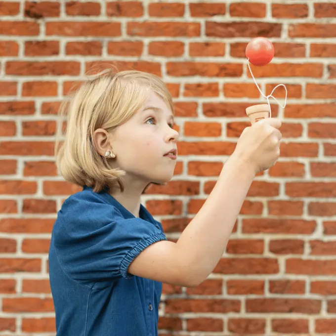 Kendama - Iskrem