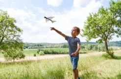 Svevefly med strikker
